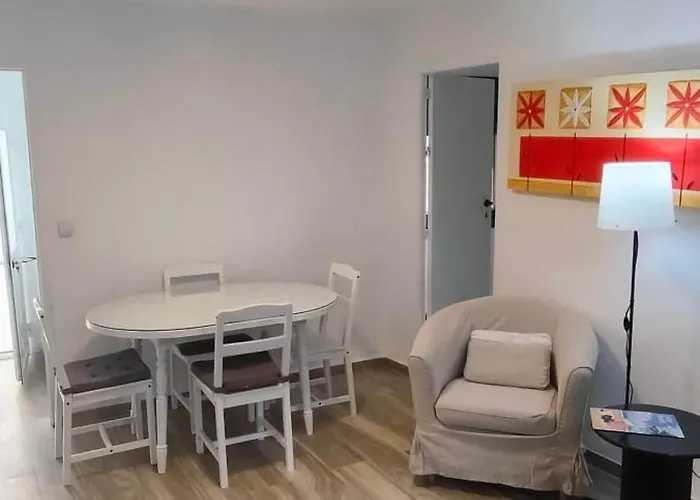 Charming Townhouse Near Maestranza *