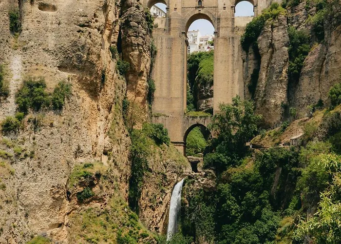 Charming Townhouse Near Maestranza *